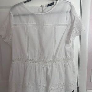 Beautiful detail white top